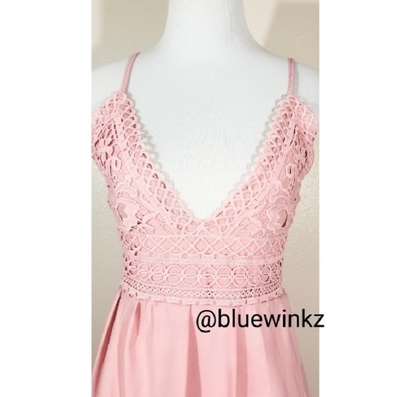 Gorgeous Blush Lace Boho Dress - Picture 5 of 7